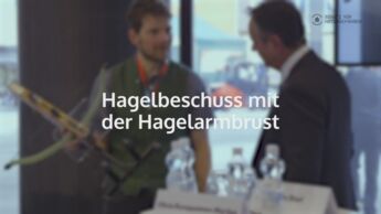 Vidéo : Test de grêle sur une isolation thermique extérieure avec Thomas Bucheli et Hans Starl à Swissbau 2018